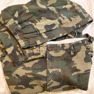 Fashion Nova Camo Pants Jogger